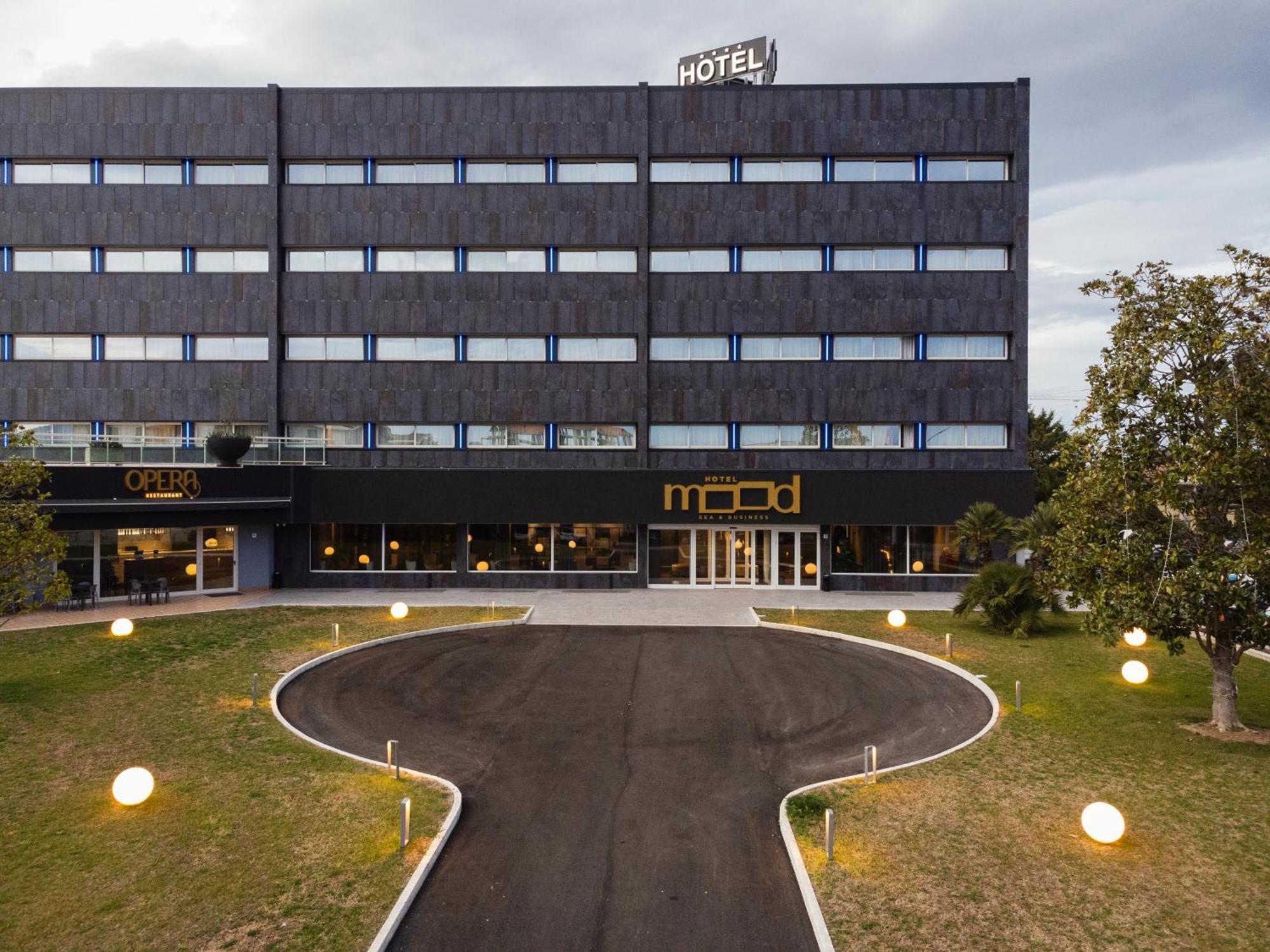 Mood Hotel Citta Sant'Angelo Exterior photo